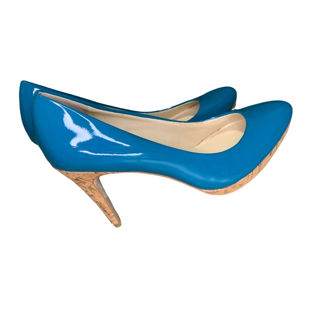 Talbot TEAL AND CORE WITH METALLIC ACCENT HEELS SIZE 6